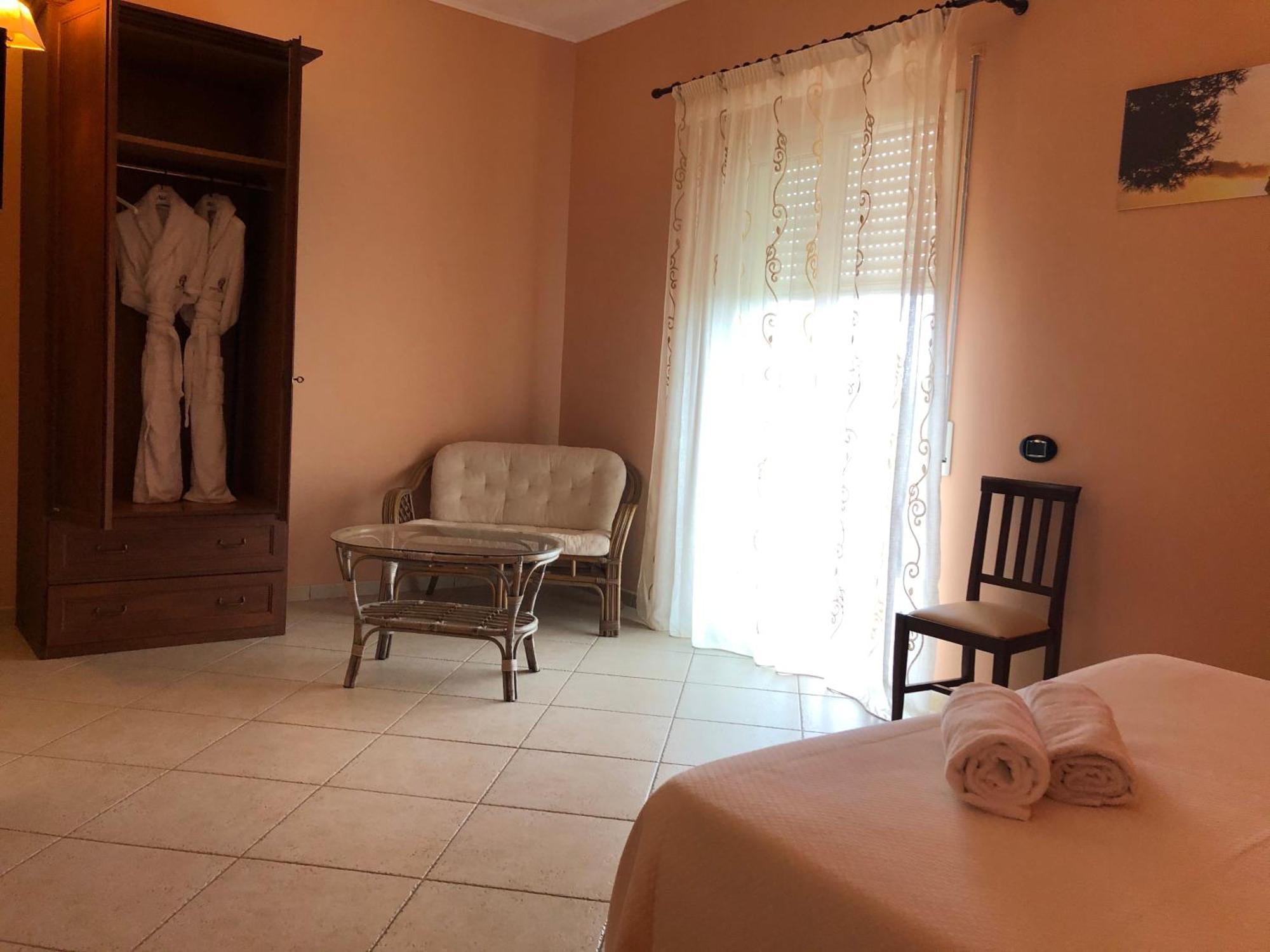 Il Tempio Di Hera Marinella di Selinunte Oda fotoğraf